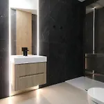 Garibaldi 54 Renovated 1br In Old Town Apartman Olbia