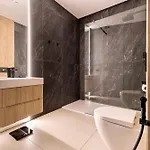 Apartment Garibaldi 54 Renovated 1br In Old Town