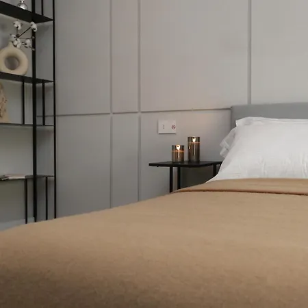 Charming & Luxe Gem-old Town- Garibaldi - Fully Equipped & Renovated Apartment *