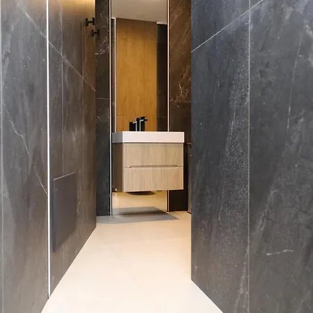 Garibaldi 54 Renovated 1br In Old Town Ольбія