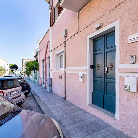 Charming & Luxurious Garibaldi Big - Fully Equipped & Renovated - Old Town Olbia