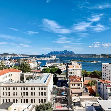 Διαμέρισμα Charming & Luxurious Garibaldi Big - Fully Equipped & Renovated - Old Town Όλμπια