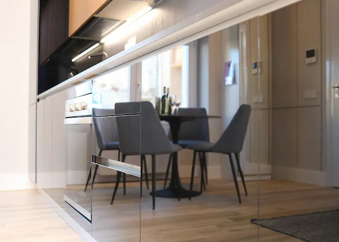 Charming & Luxurious Garibaldi Big - Fully Equipped & Renovated - Old Town * Olbia