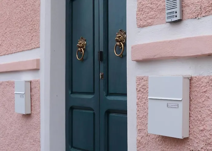 Charming & Luxurious Garibaldi Big - Fully Equipped & Renovated - Old Town