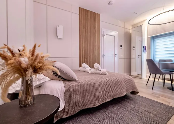 Charming & Luxurious Garibaldi Big - Fully Equipped & Renovated - Old Town Olbia